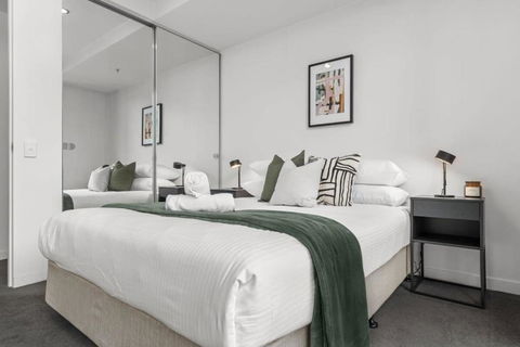 Richmond Premium Escape - Walk To The MCG - Palm Beach Accommodation 3