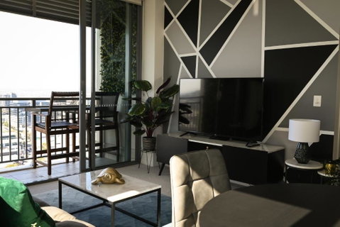 River View Apartment In Brisbane With Parking - Palm Beach Accommodation 2