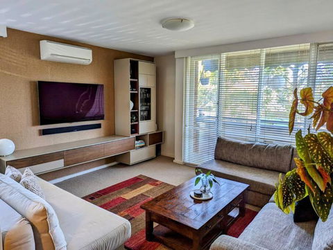 Riverside Haven On City Doorstep - Palm Beach Accommodation 0