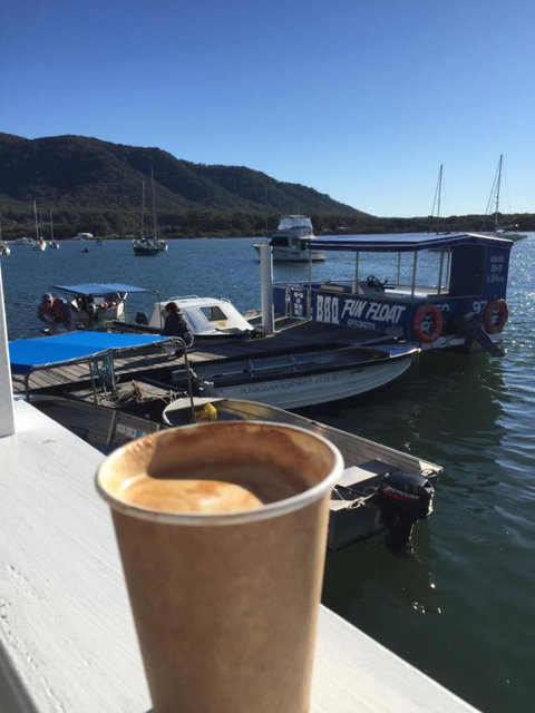 Riverview Cottage - Palm Beach Accommodation 2