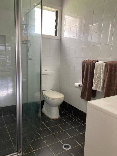 Riverview Cottage - Palm Beach Accommodation 1