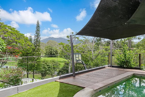 Riverview Homestead - Bring The Boat! - Palm Beach Accommodation 3