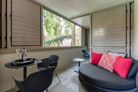 Rose At Temple Palm Cove - A Poolside Paradise - Palm Beach Accommodation 2