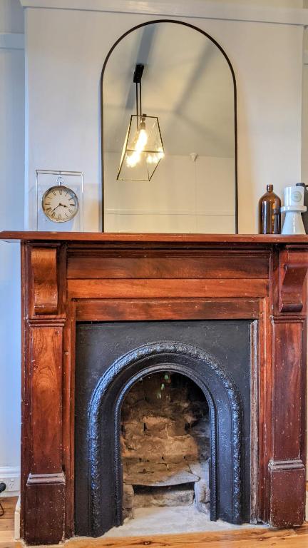 Roseland Cottage - CBD Heritage - Palm Beach Accommodation 1