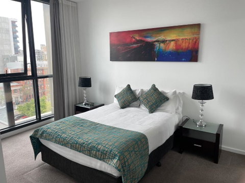 RNR On Franklin - Palm Beach Accommodation 3