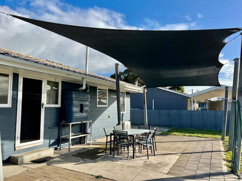 Robey - Robe - Palm Beach Accommodation 0
