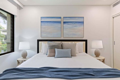 Rooftop Resort Oasis At Temple With Spa - Palm Beach Accommodation 3