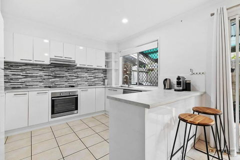 Rosella Rise! - Palm Beach Accommodation 1