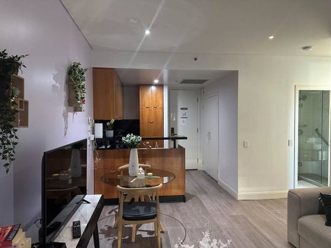 Royal Garden Residence - Palm Beach Accommodation 3