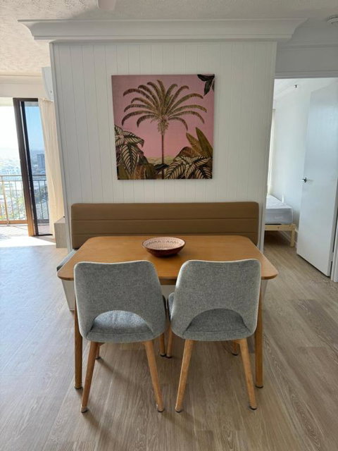 Royal Palm Resort On The Beach - Palm Beach Accommodation 3
