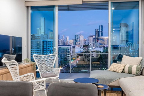 Russell St. Retreat Near Brisbane Convention Centre - Palm Beach Accommodation 0