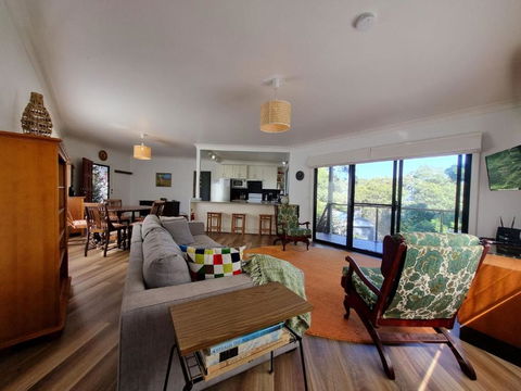 Salty Dog - Palm Beach Accommodation 0