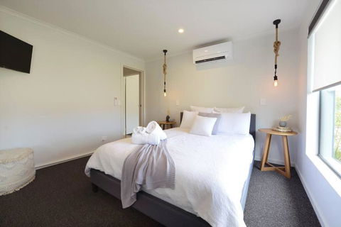 Salty Escape - Palm Beach Accommodation 2