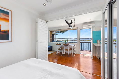 Salty Life - Palm Beach Accommodation 2