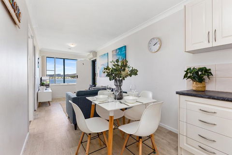 Salty Life - Palm Beach Accommodation 1