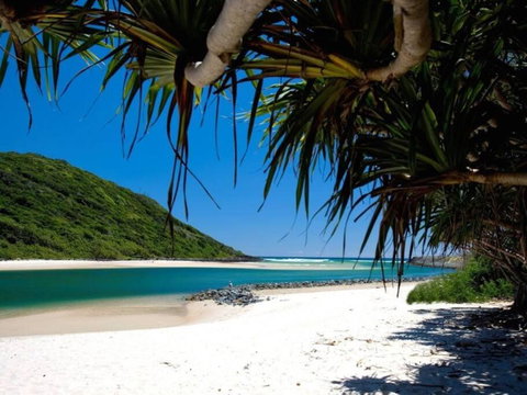 San Marieta Holiday Apartment - Palm Beach Accommodation 3