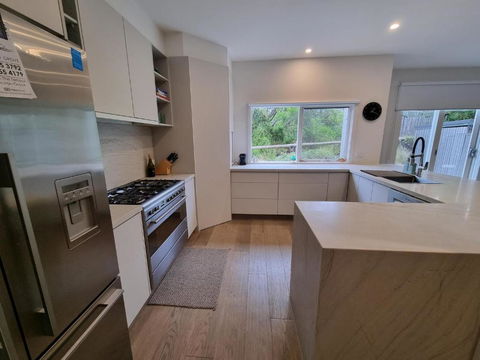 Sand Dunes - Palm Beach Accommodation 1