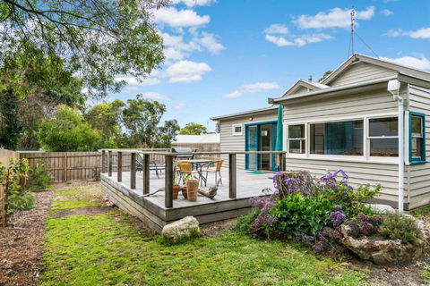 Sand Surf And Sunshine - Palm Beach Accommodation 0