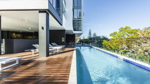 Sandbar Burleigh - Palm Beach Accommodation 1