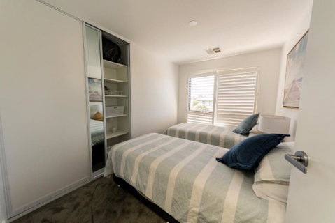 Sandcastle - Palm Beach Accommodation 1
