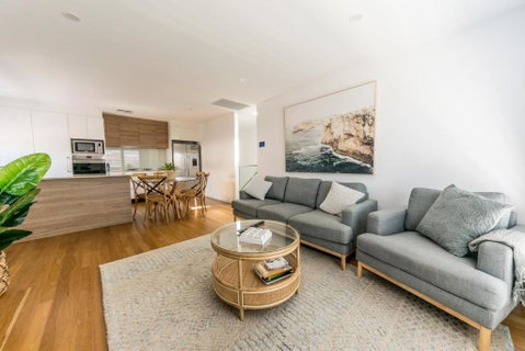 Sandcastle - Palm Beach Accommodation 2