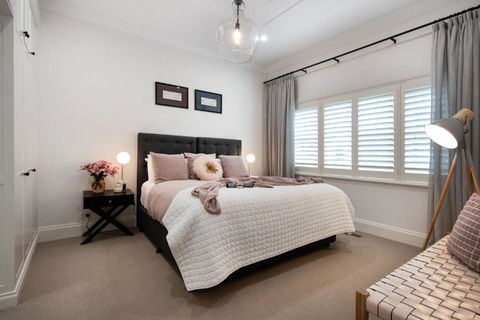Sandringham - Palm Beach Accommodation 1