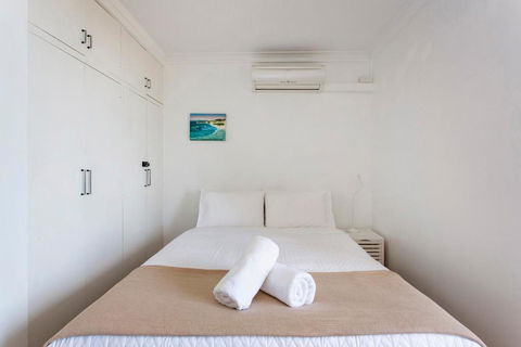 Seaside Studio Apartment - North Fremantle - Palm Beach Accommodation 2