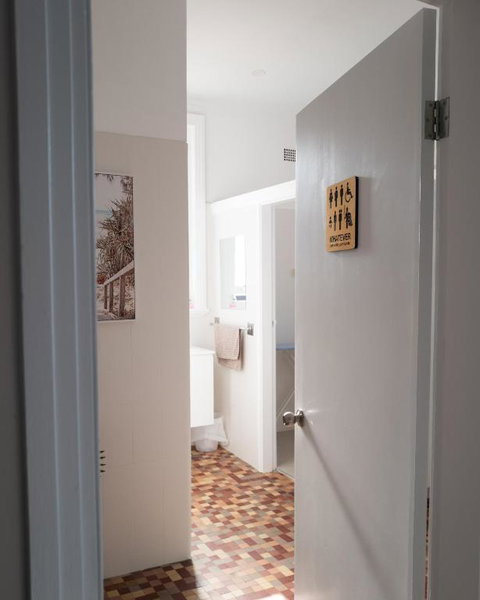 Seven Seas Hotel - Palm Beach Accommodation 3