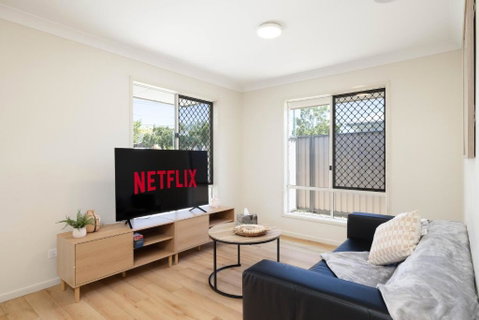 Smart Suites Self Check-in Apartments - S Stockport - Palm Beach Accommodation 1
