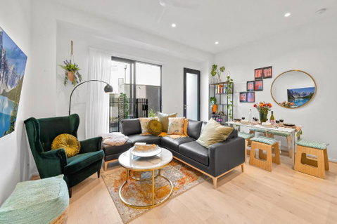 StayCentral - Boulevard Gardens (Coburg) - Palm Beach Accommodation 0