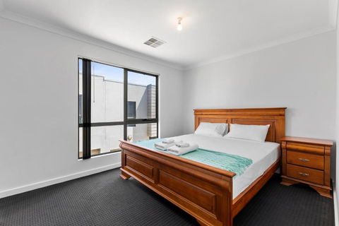 Swainson On Bernards - Palm Beach Accommodation 3