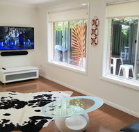 Beachside Villa Ettalong Beach - Palm Beach Accommodation