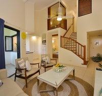 Beachstyle - Palm Beach Accommodation