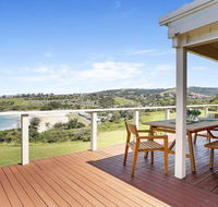 Beachview - walking track straight down to the beach - Palm Beach Accommodation