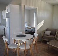 Bega Caravan Park - Palm Beach Accommodation