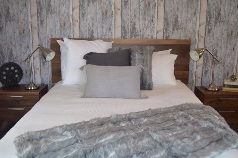 Bella Cosa Bed And Breakfast - Palm Beach Accommodation 0