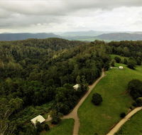 Bellthorpe Stays - Palm Beach Accommodation