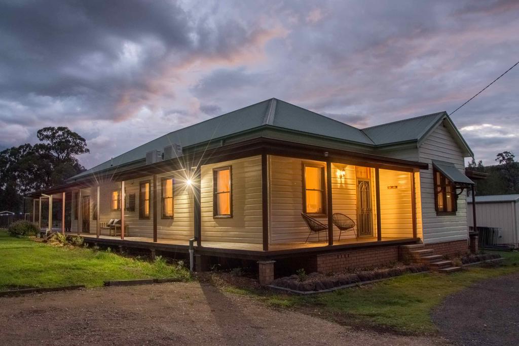 Bellbird NSW Palm Beach Accommodation