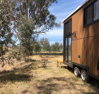 Big Tiny Jindera Park - Palm Beach Accommodation