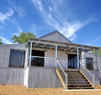 Black Sheep Inn - Palm Beach Accommodation