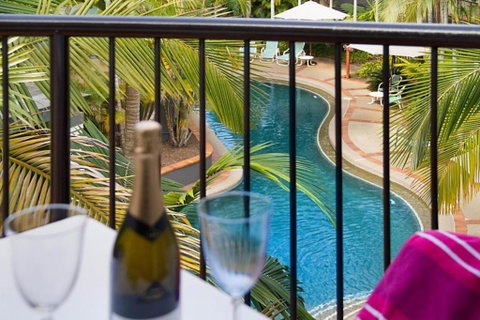Blue Waters Apartments - Palm Beach Accommodation 2