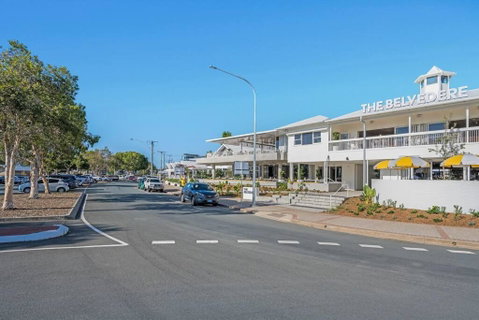 Waterfront Bliss In Margate - 30 Min From Brisbane - Palm Beach Accommodation 1