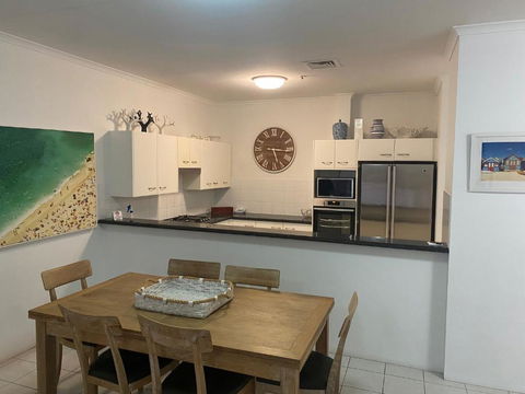Xanadu Resort - Palm Beach Accommodation 1
