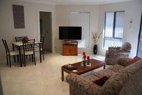 A Good Rest B & B - Palm Beach Accommodation 4