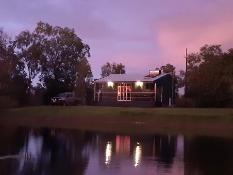 AAOK Lakes Resort And Caravan Park - Palm Beach Accommodation 1