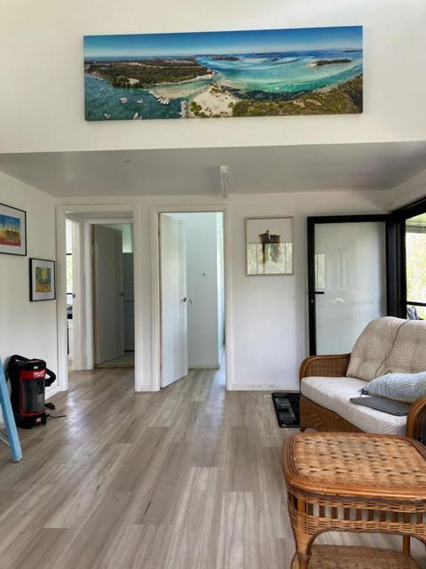 Alinta Accommodation - Palm Beach Accommodation 1