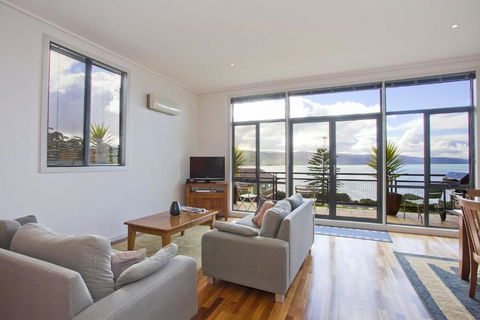 Apartment 35 Pacific Apartments - Palm Beach Accommodation 1