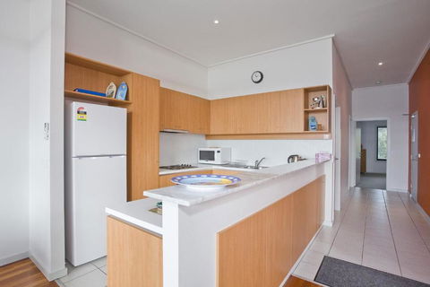 Apartment 35 Pacific Apartments - Palm Beach Accommodation 4