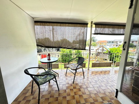 Zen Escape Guest House- Romantic Escape, Cozy Delight, Oasis Suite - Palm Beach Accommodation 3