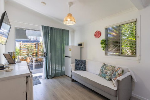Zen Escape Guest House- Zen Garden Tiny Home, Nooky Studio - Palm Beach Accommodation 0
